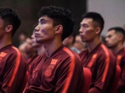 中国足球扬眉吐气，战胜苦主沙特！