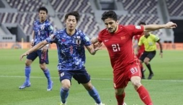 为什么国足在亚洲打其他的球队优势，却踢不过鬼子