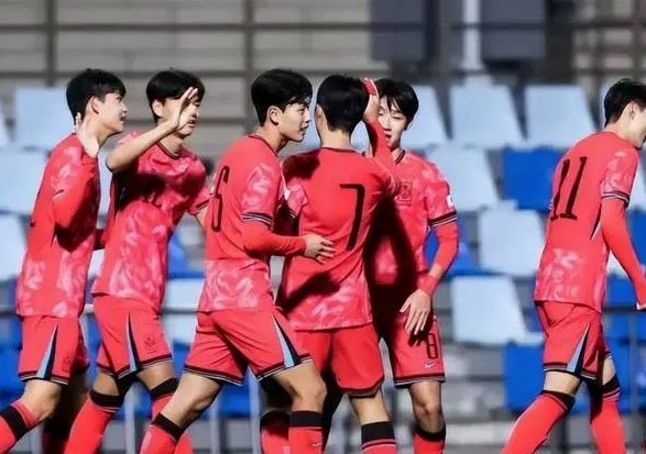 浮嶋敏：日本U17是亚洲最强队，2回战对球员们来说是好机会