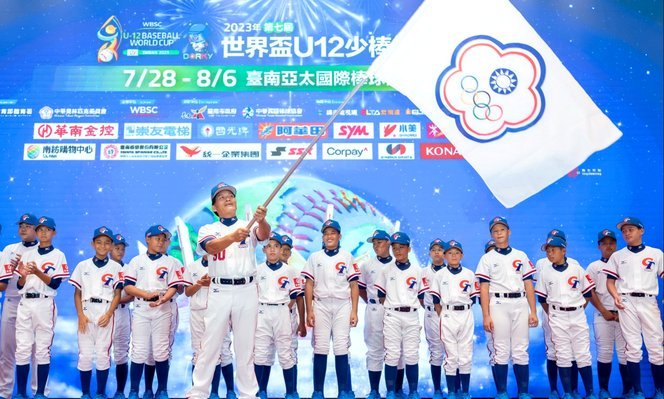 嗨球U13再战大连：不屈的足球梦