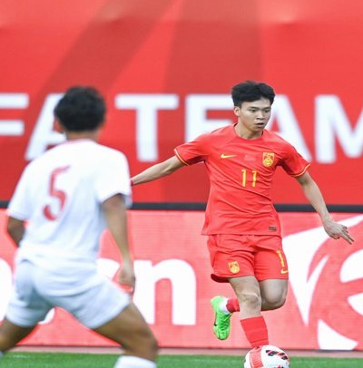 中国U19男足速胜哥伦比亚登顶土伦杯