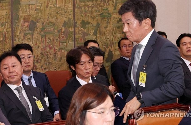 韩国足协前主席涉巨额公款旅游案引关注