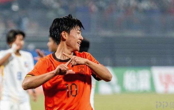 董路炮轰浮嶋敏：阴谋诋毁，恶意伤害邝兆镭？